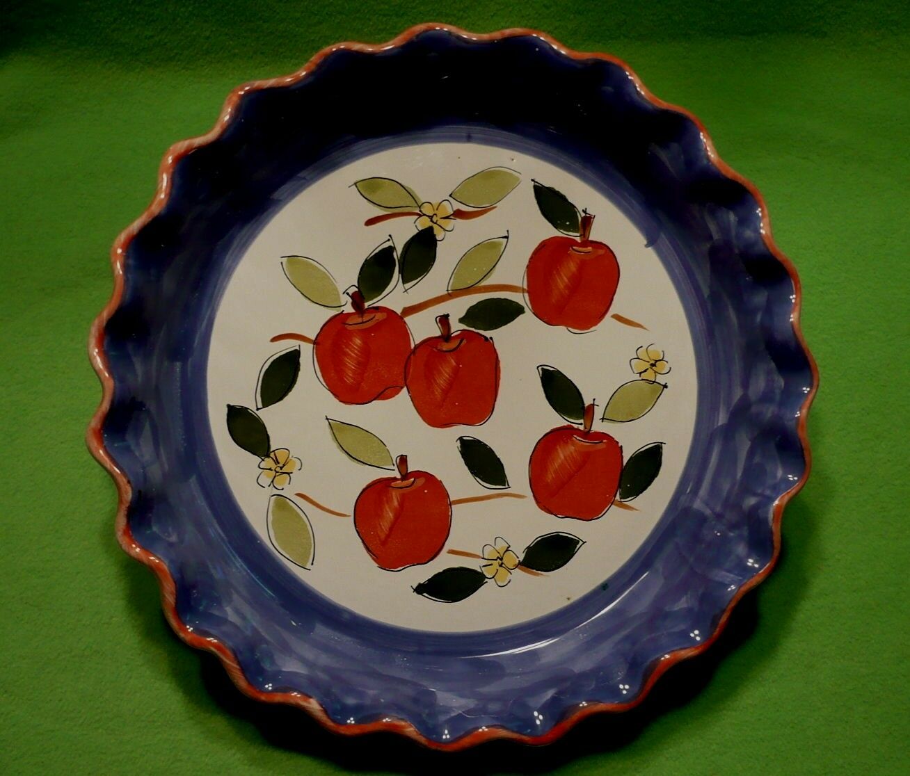 Mesa Int. Pottery Hungary Pie Or Quiche Plate W/ Colorful Hand Painted Apples.