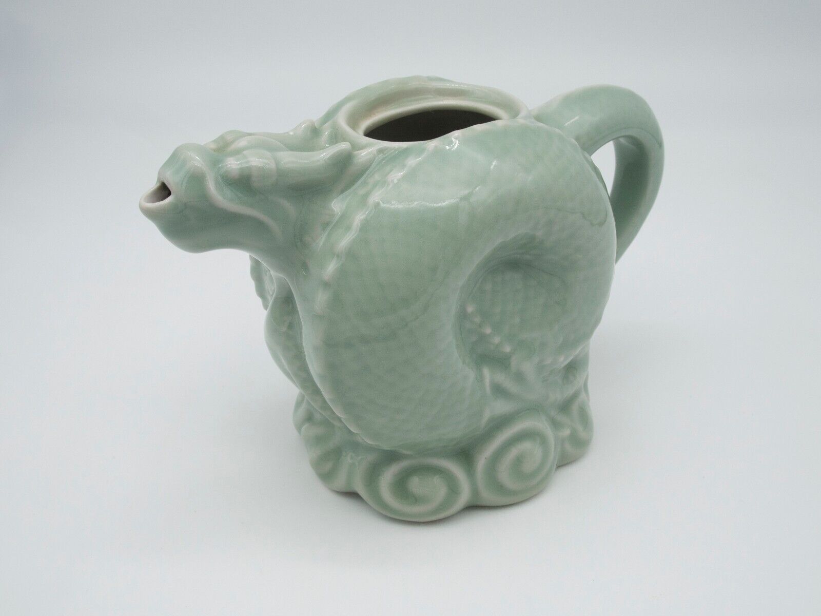 Chinese Dragon Celadon Green Tea Pot